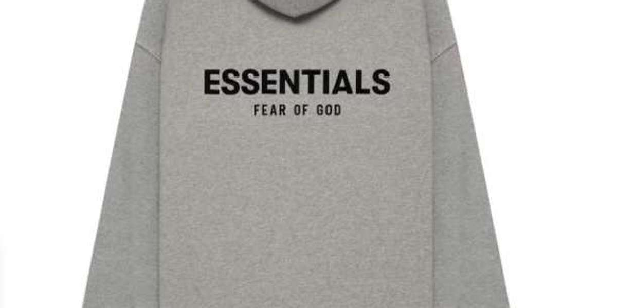 Essentials Hoodie: A Streetwear Staple Redefined