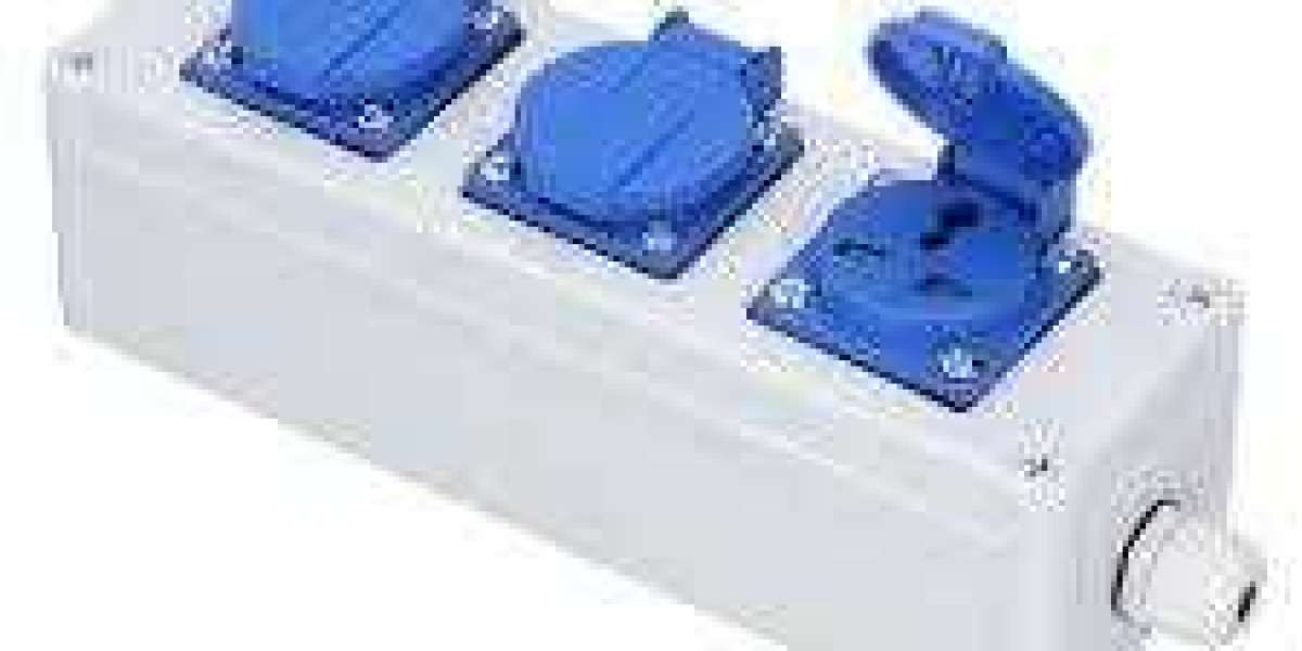 Nante’s Outdoor Socket Box: Dependable Power Security for Outdoor Spaces